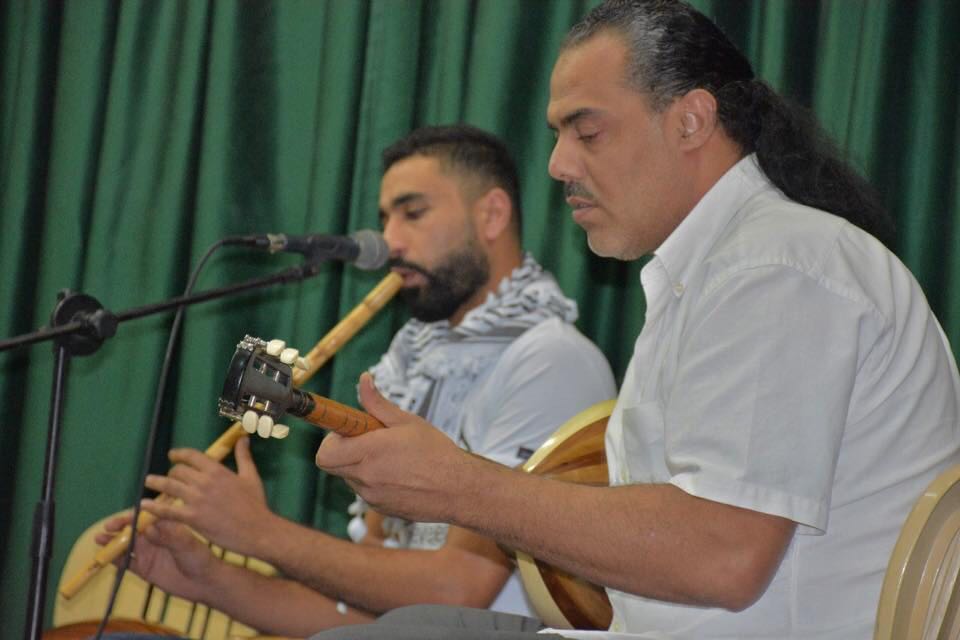 “المنفيون” حملوا رسالة المخيمات ويطمحون لإقامة أكادمية فنية