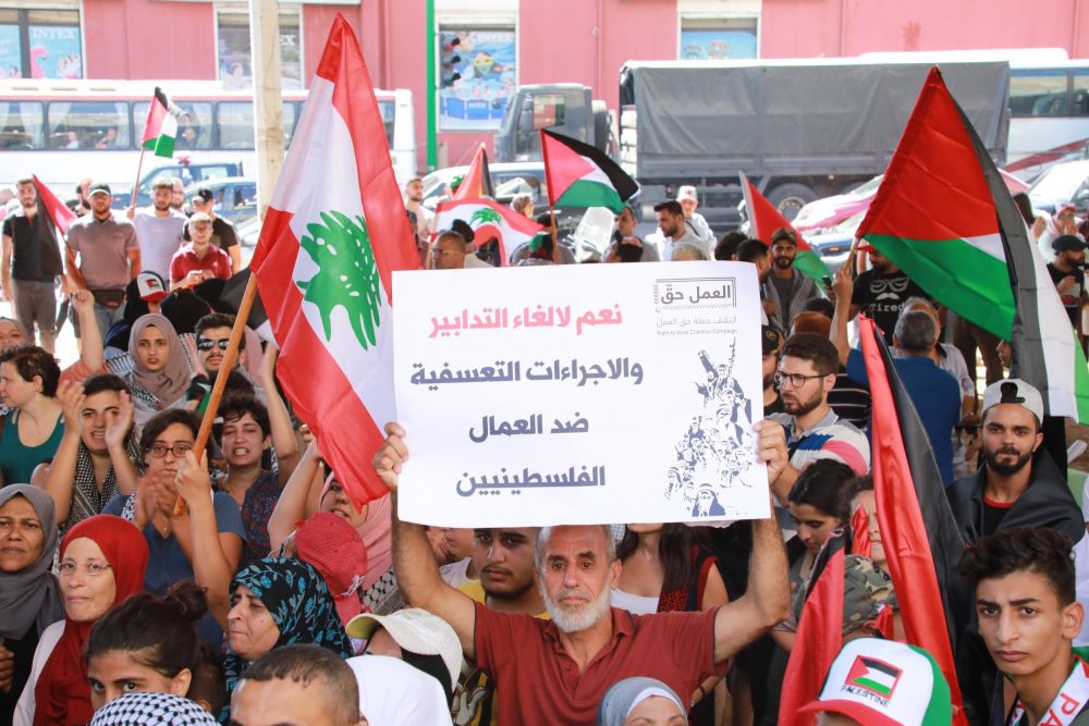 حماس تدعو لحماية وجود اللاجئين الفلسطينيين في لبنان