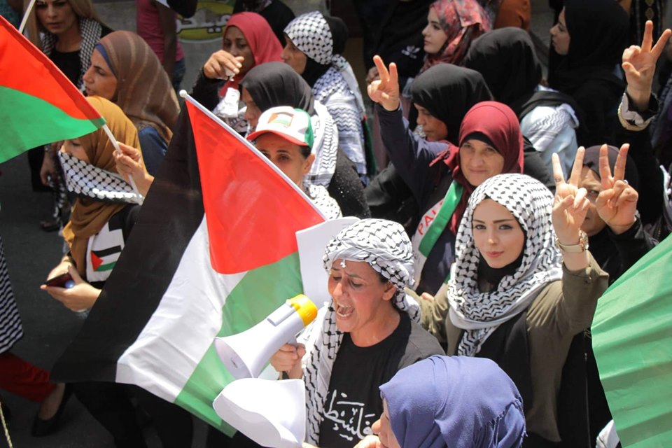 الهيئة تنتقد تمييز الأونروا ضد أبناء الفلسطينيات