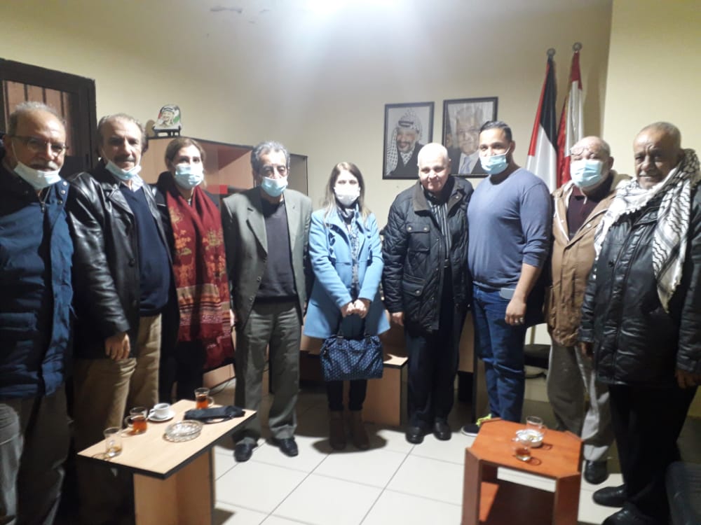 عوض وحمود يبحثان تعزيز التعاون بين اللجان والأونروا