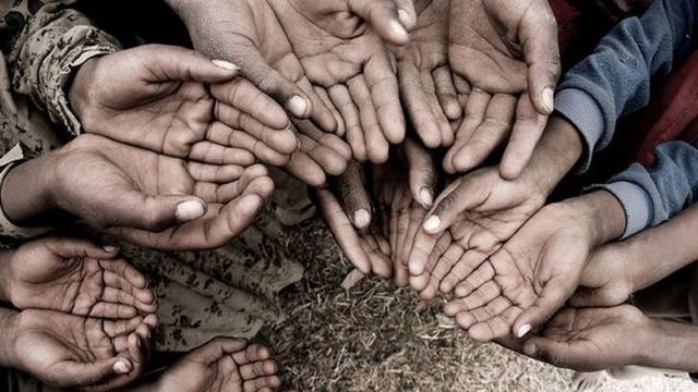 تحذيرات من موت أطفال المخيمات جوعا قبل نهاية العام