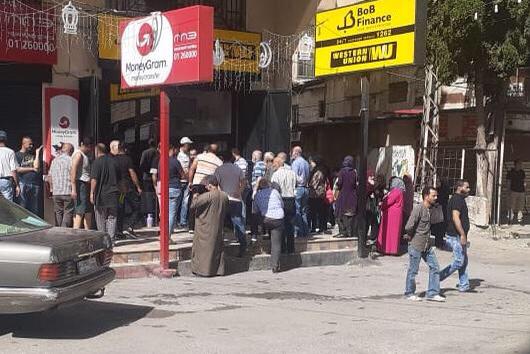 الأونروا تبرر فوضى اليوم الأول من تسليم المساعدات