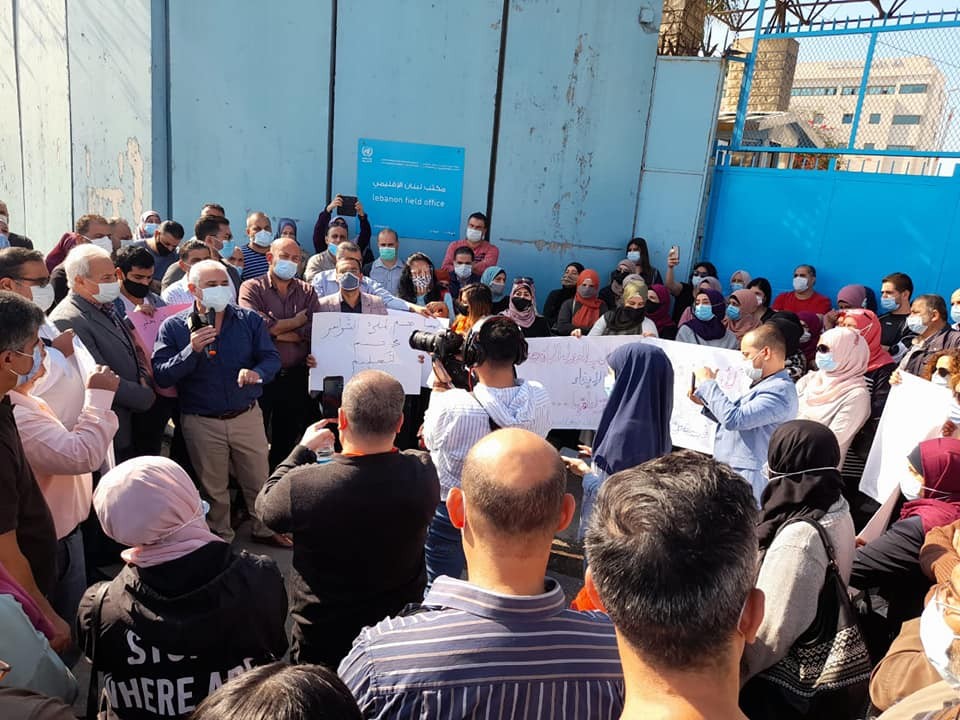 منصور يهدد بإعتصام مفتوح لفلسطينيي سوريا أمام مقر الأونروا