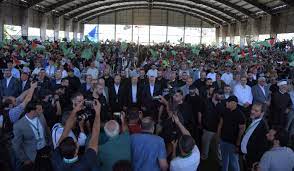 هنية يطالب بتحسين أوضاع فلسطينيي لبنان