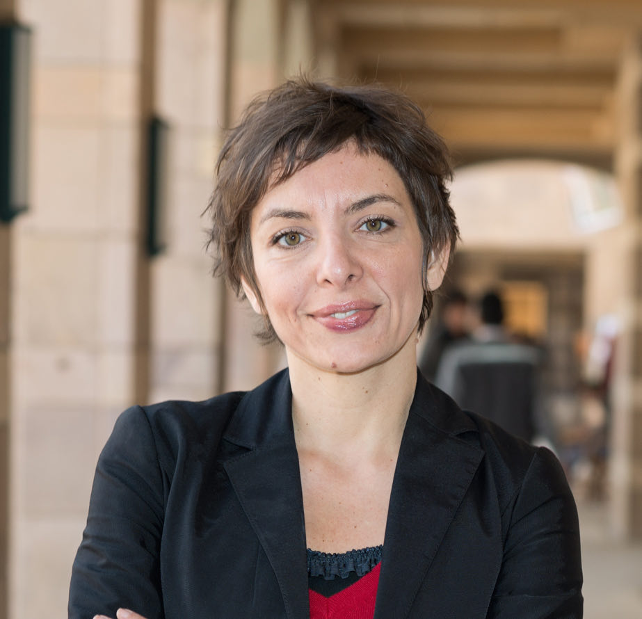 صيقلي تحاضر في نيويورك حول العرق وفلسطين