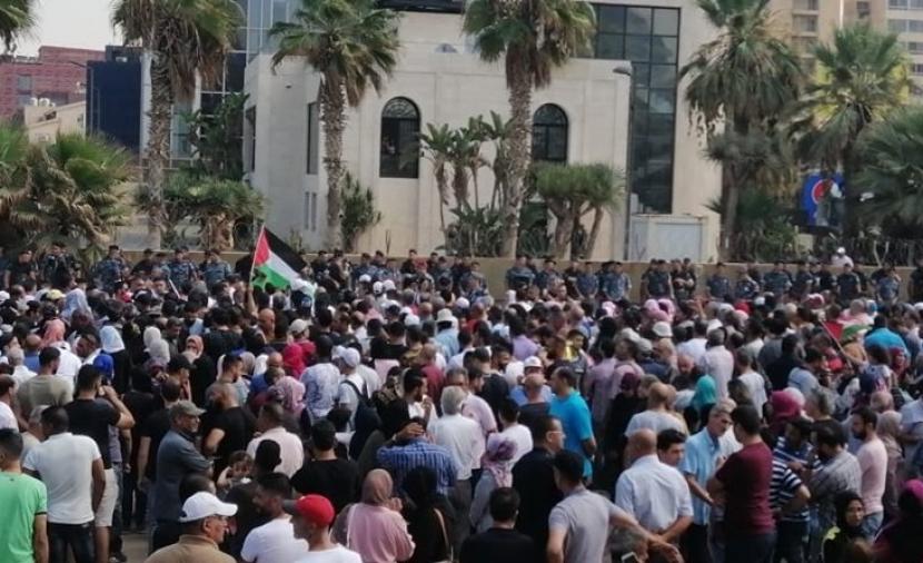 العليا لحقوق اللاجئين وشبابية فلسطينيي سوريا ترفضان مطالبة ذبيان بالتعويض