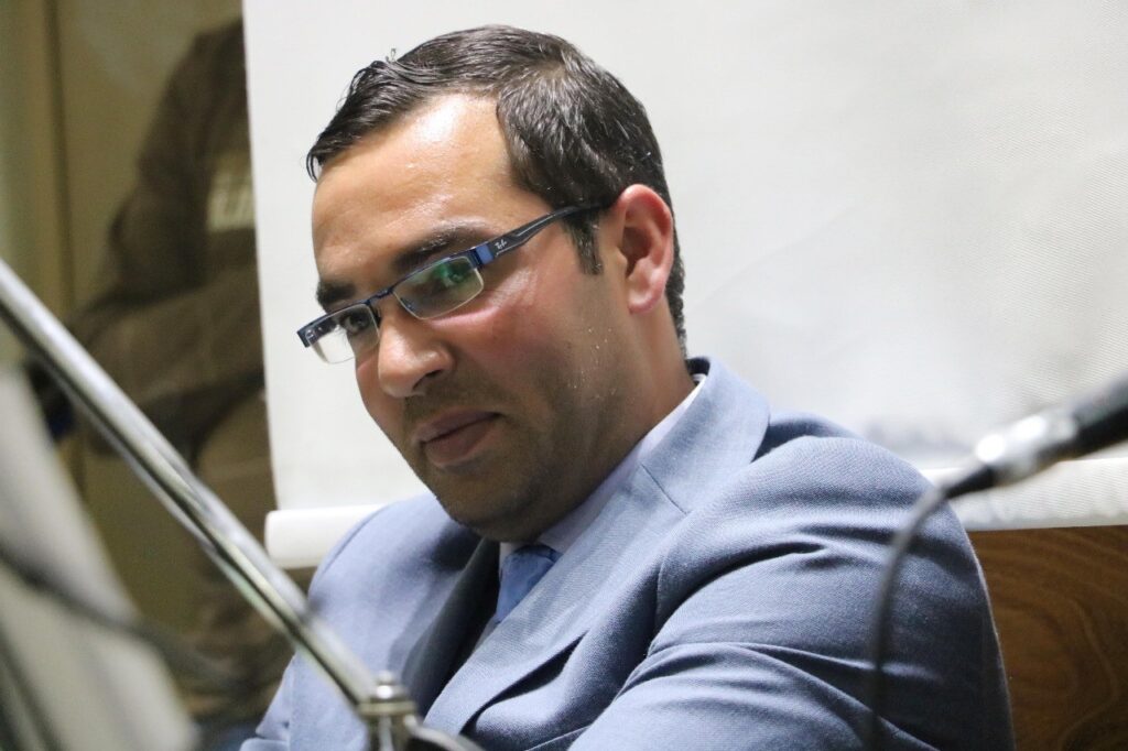 الشاعر الحنفي: المنفى يحرضني على الكتابة