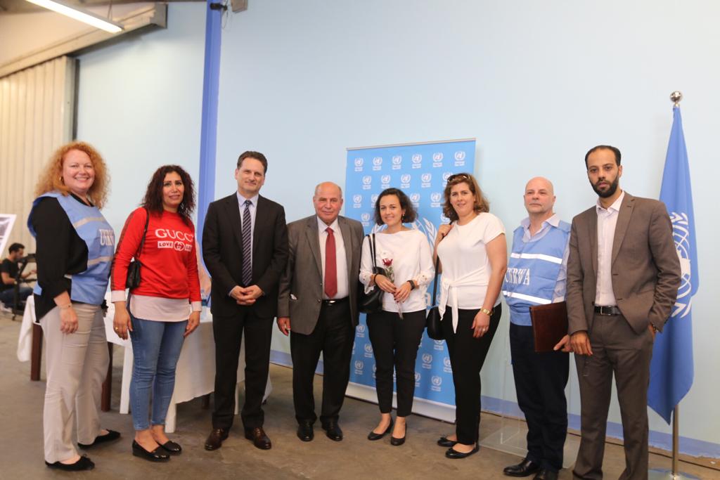 الأونروا تكرم عمال النظافة في بيروت