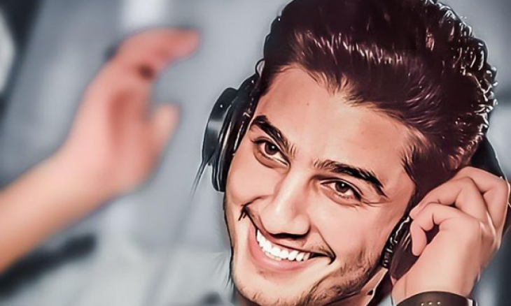 عساف يغني لجوال