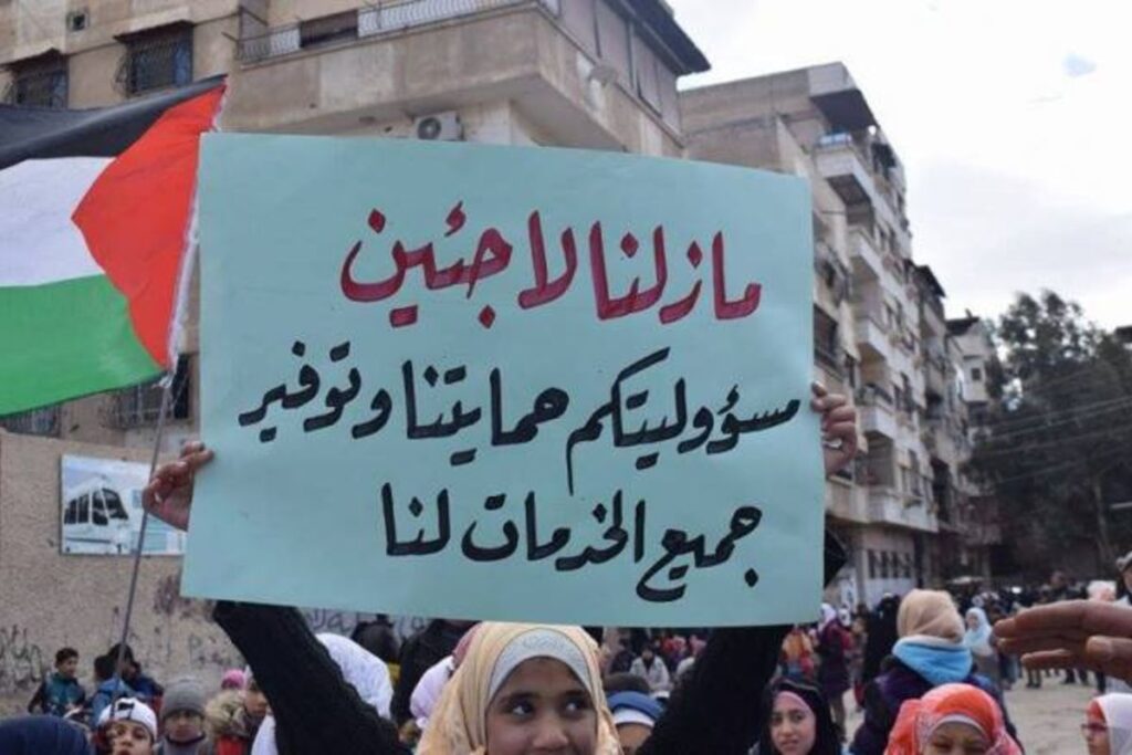 الهيئة الشبابية تطالب بتوفير الخبز لفلسطينيي سوريا في لبنان