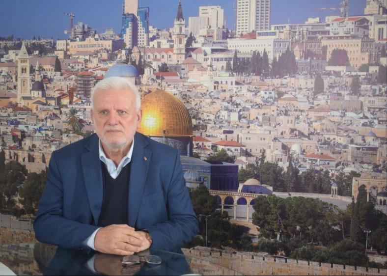 أبو العردات يهنئ بعيد الميلاد