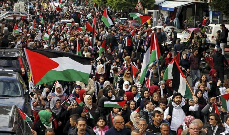 دعوات لـ “جمعة غضب 5” في مخيمات لبنان