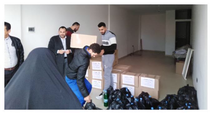طحيبش توزع معونات في عين الحلوة