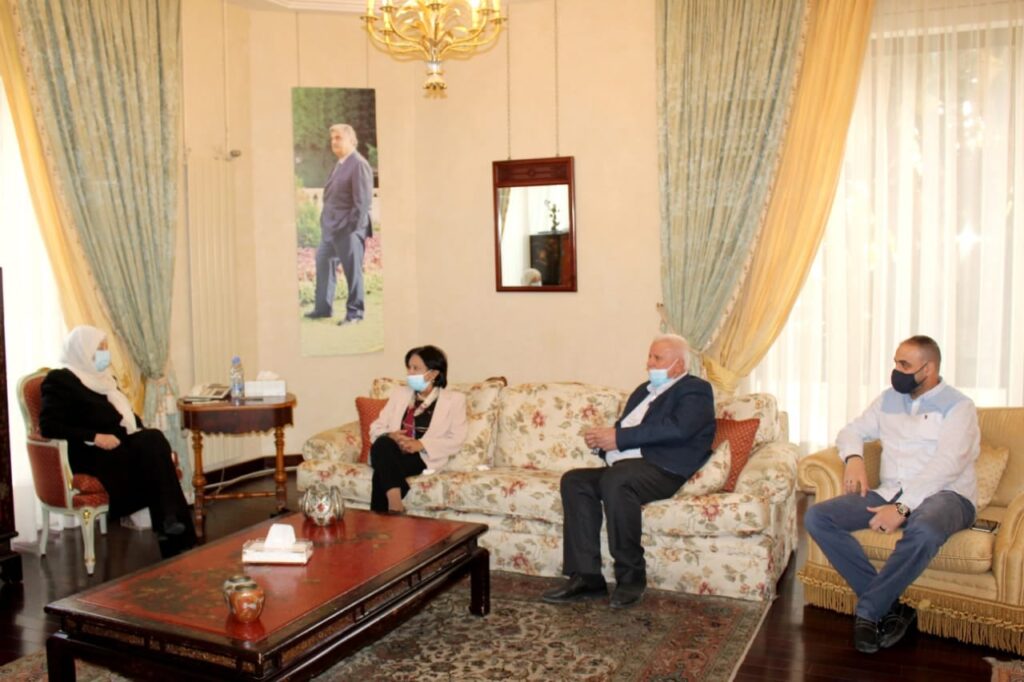 الحريري وأبو العردات يبحثان الأوضاع الصحية في المخيمات