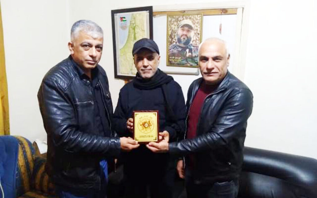 الشعبية تكرم لجان العمل في المخيمات