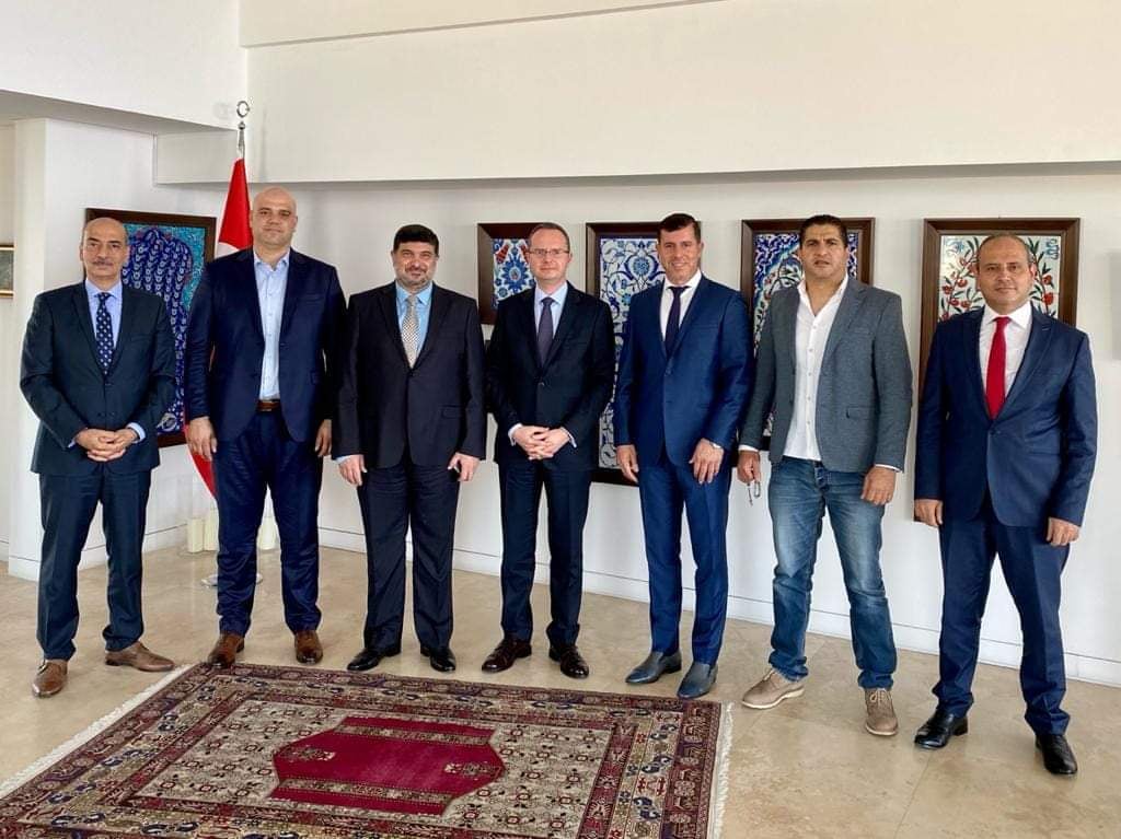 عكاوي يبحث فرص الإستثمار في تركيا مع السفير الوسوي