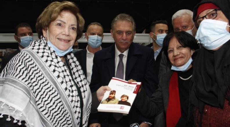 حفل إشهار لمذكرات الوزير في معرض بيروت