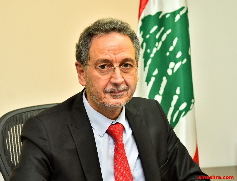 دعوات نعمة لرفع الدعم تقلق اللاجئين على رغيف الخبز