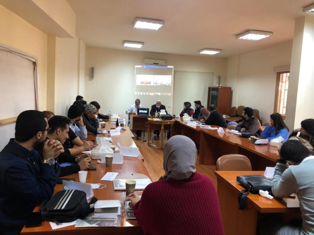 دورة لعائدون وبديل حول حقوق اللاجئين