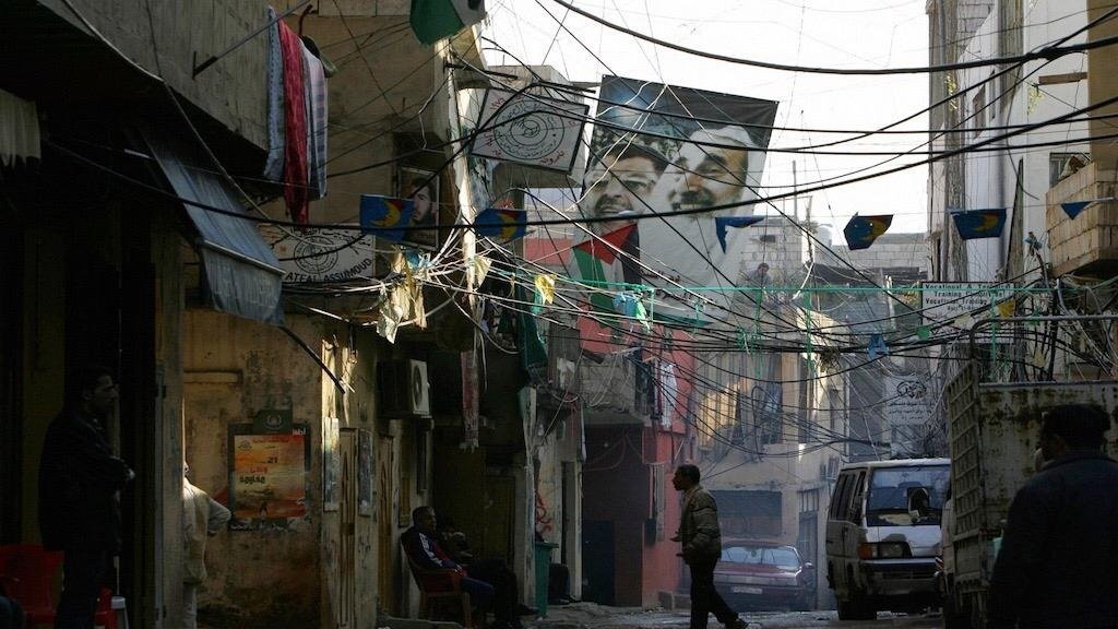 إنارة تركية لبيوت مخيمات شاتيلا وبرج البراجنة