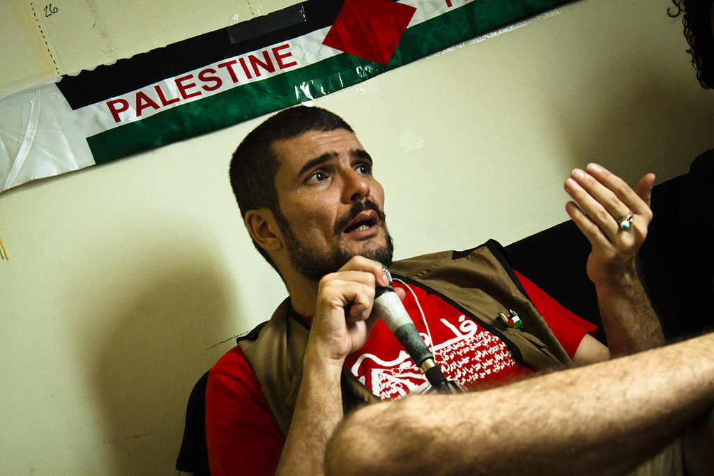 كارلوس لشبابيك: الصورة تعيد بناء الواقع وقدوتي ناجي العلي