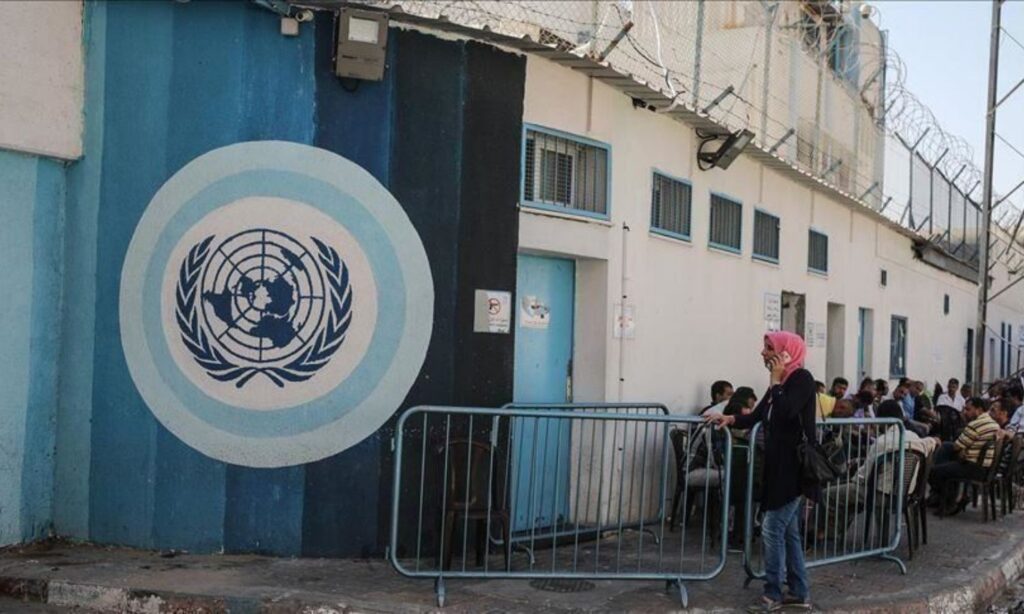 إحتجاج فصائلي على تخلي الأونروا عن اللبنانيين الفلسطينيين