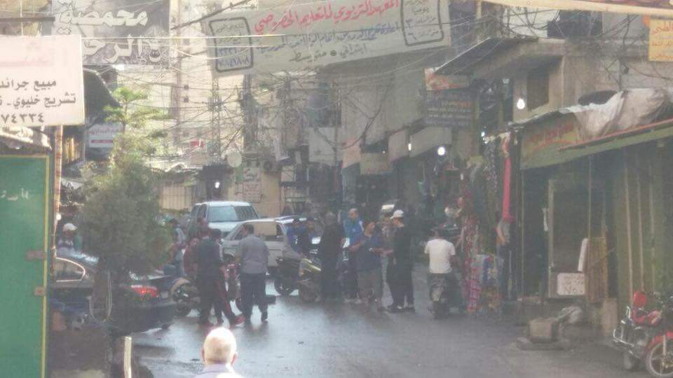 قطع الطريق في البداوي إحتجاجا على فيضان مياه المجارير