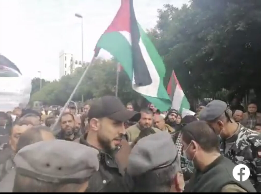 إعتصام للحراك الفلسطيني أمام مكتب الأونروا في بيروت