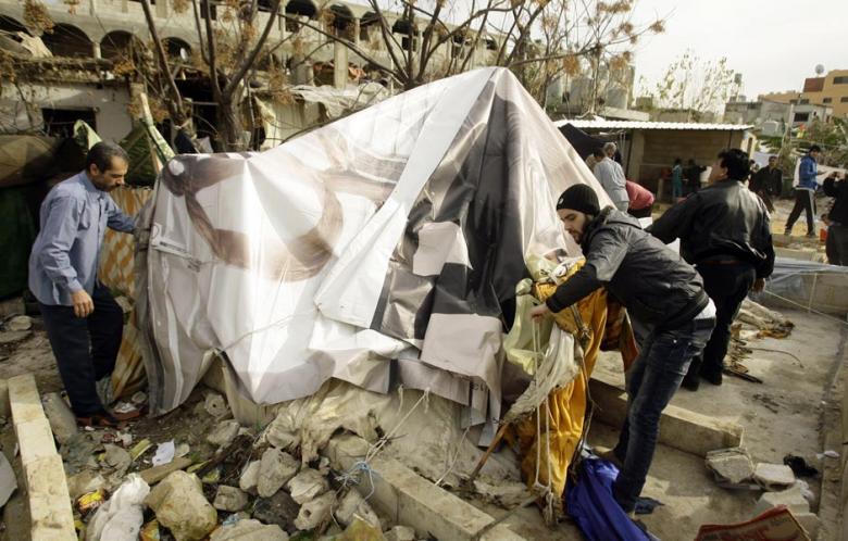 ثابت تحذر من إنفجار إجتماعي في مخيمات لبنان