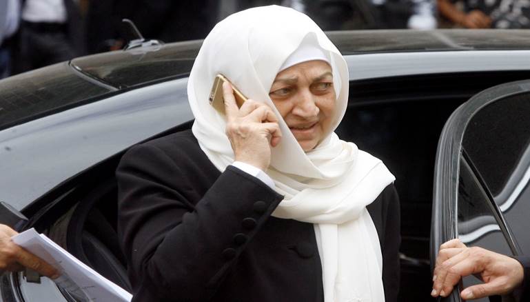 الحريري تتابع تطورات مخيم البرج الشمالي