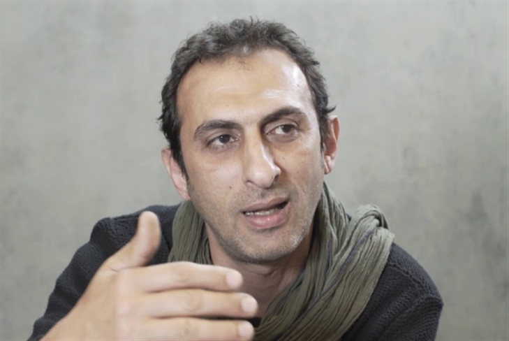 رشماوي يعرض 30 قطعة مستوحاة من خرائط فلسطين في دار النمر