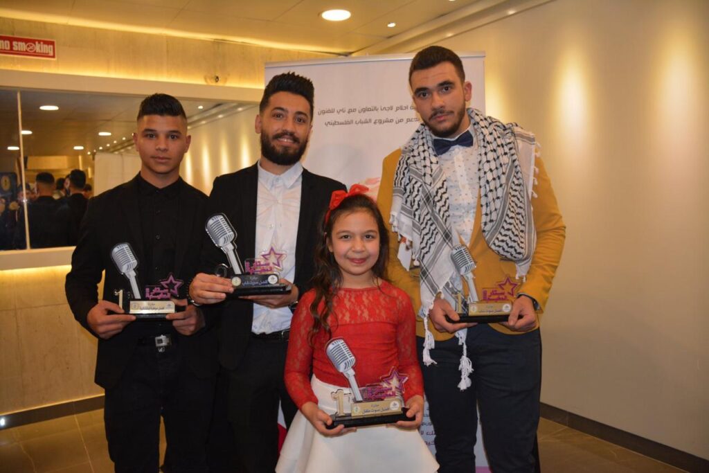 دبدوب ومحمود وشحادة يتصدرون تصفيات ستار المخيم