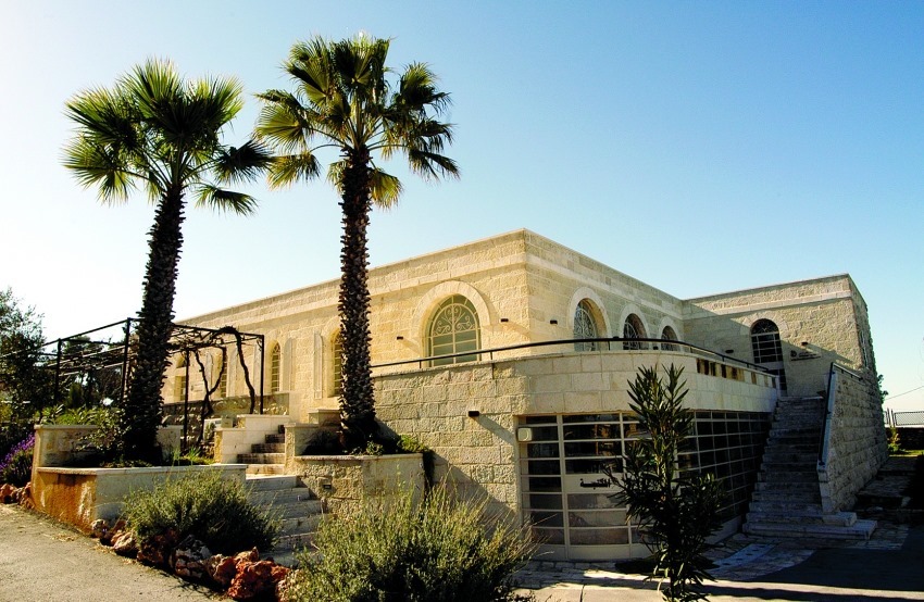 القطان: تأجير مبنى الماسيون لإدرار دخل إضافي ولا نعاني أزمة مالية