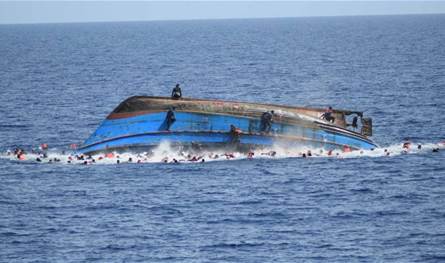 تحركات لبنانية ودولية لتجاوز اثار غرق المركب على المخيمات