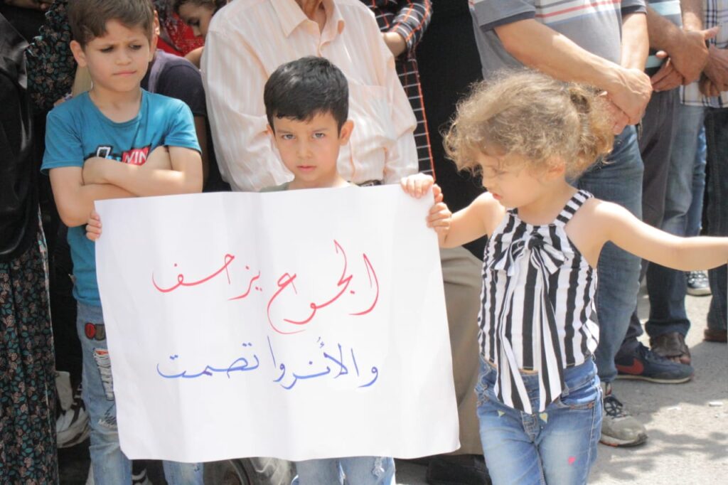 تشاوري عين الحلوة يطالب الأونروا بمساعدات دورية حتى نهاية الأزمة