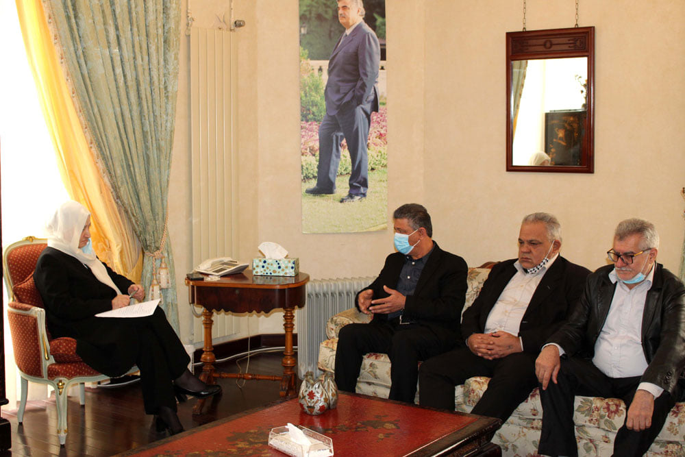 اللجان الشعبية تكرم الحريري