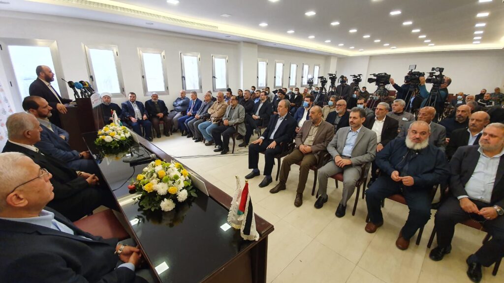 حماس تطلق حملة لإغاثة فلسطينيي لبنان