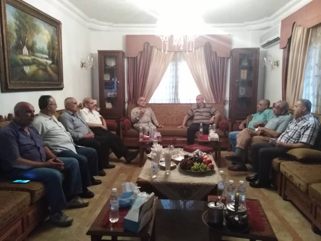 سحمراني يدعو إلى حقوق مدنية للفلسطينيين في لبنان