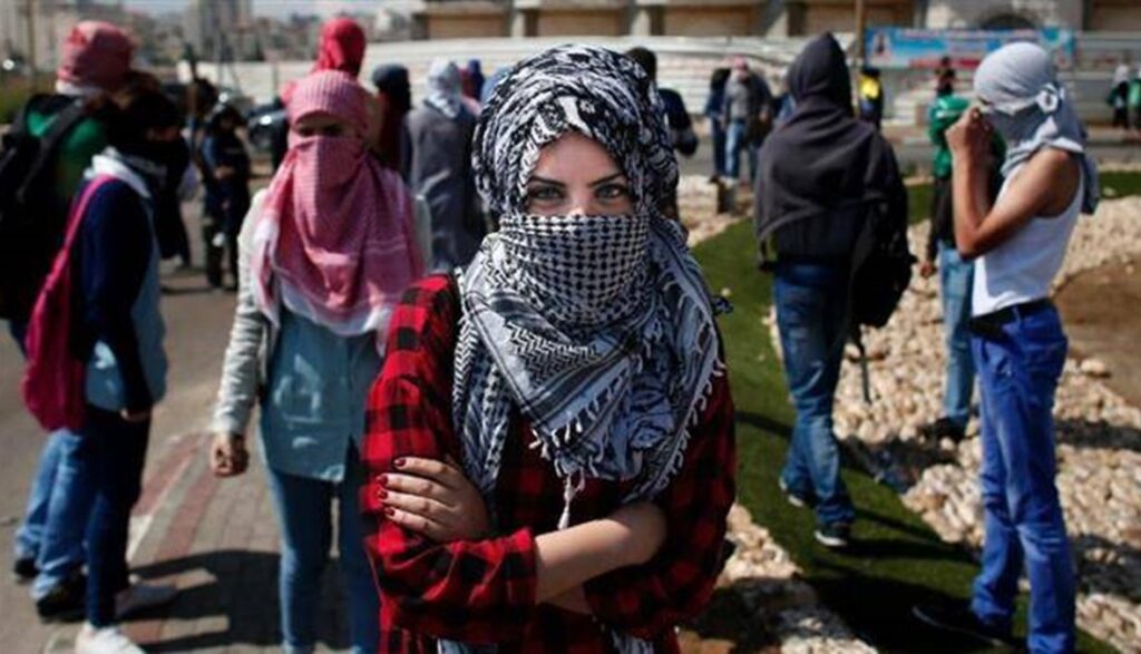 الهبة الفلسطينية ندوة للآداب مساء اليوم