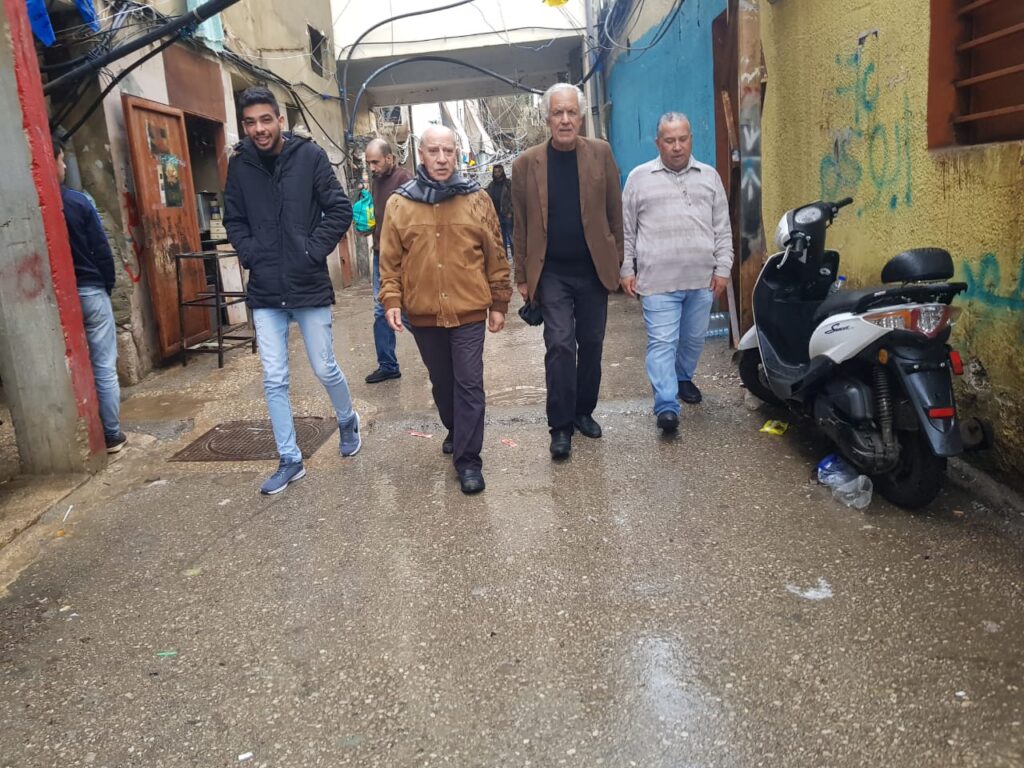 الديمقراطية تتفقد مخيمات بيروت