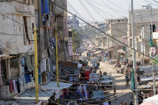 مشاريع تنموية لحماس في مخيمات لبنان