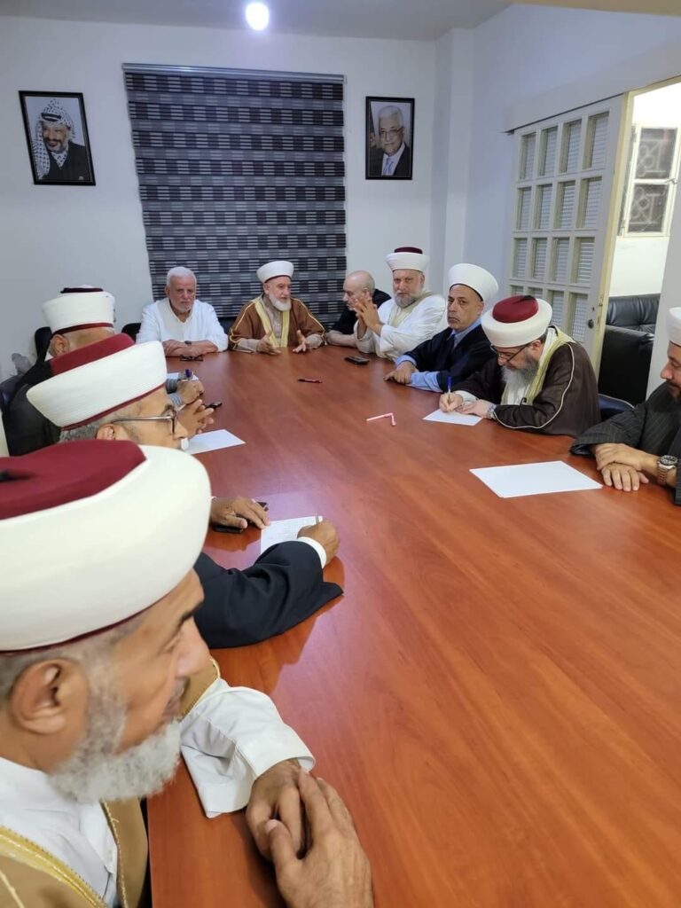 قاسم وابو العردات يؤكدان على أمن المخيمات