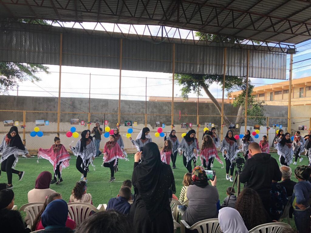 إتحاد المرأة ينظم معرضا لصور الأطفال في الرشيدية