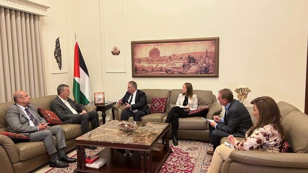 لازاريني يطلع دبور على نتائج نداء الطوارئ