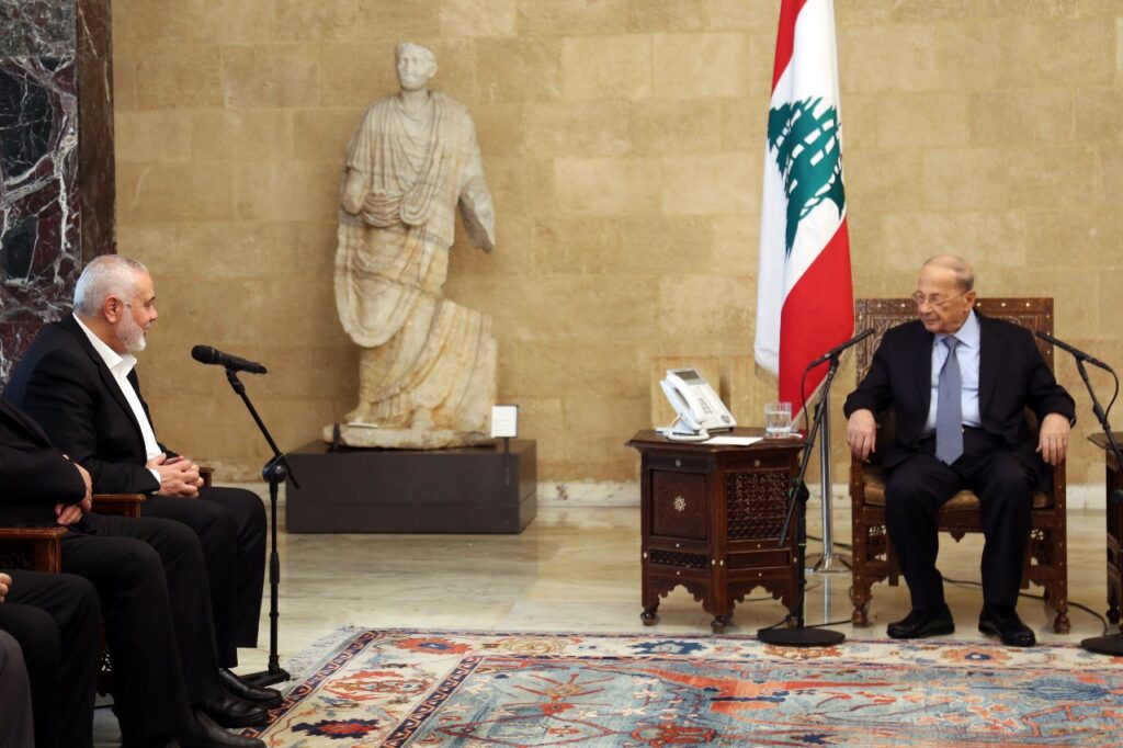 الأحمد: عون أبلغ هنية تمسكه بمنظمة التحرير