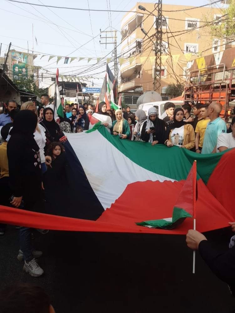 مخيمات لبنان تنتفض للأقصى