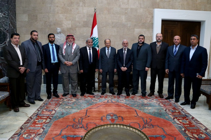 الزهار ينقل هموم اللاجئين إلى قصر بعبدا