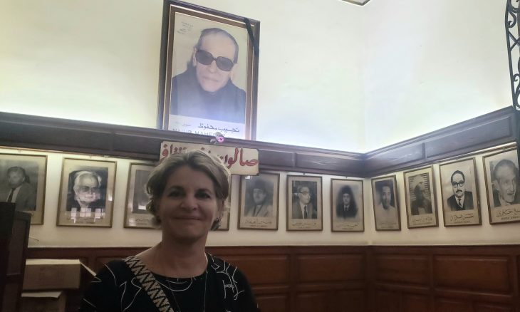 محاولة إسرائيلية لفرض التطبيع من مقهى ريش