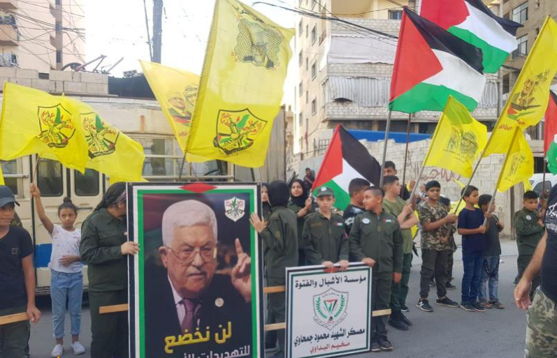 مخيمات لبنان غاضبة من إجراءات ملاحقة عباس