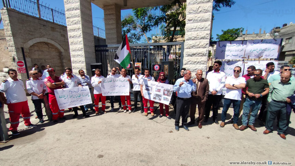 الأحمد يناشد العاملين في الهلال الأحمر وقف التراشق الإعلامي